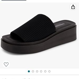 CUSHIONAIRE Women's Pim knit platform sandal with memory foam